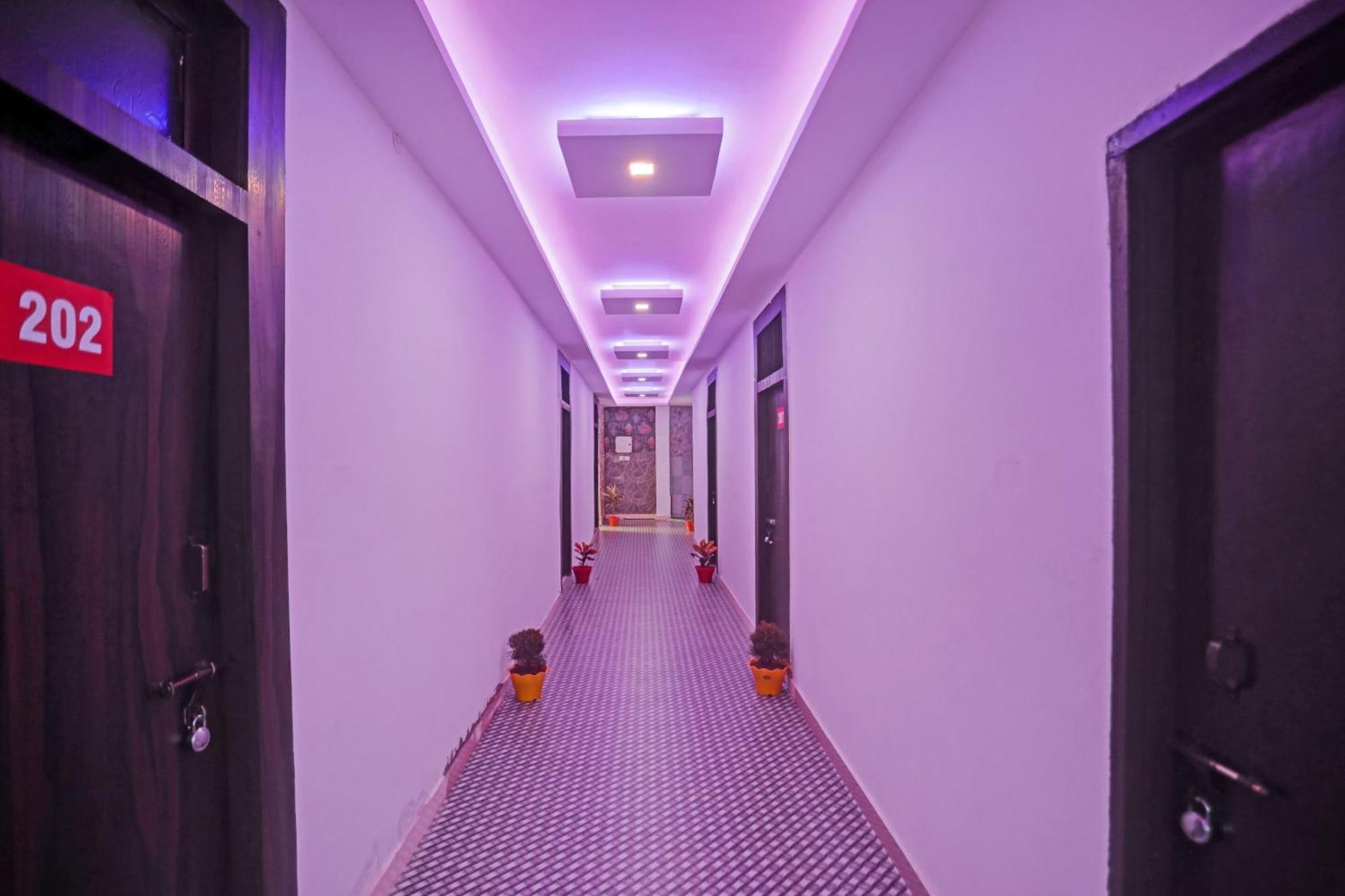 Hotel O Shri Nanadan Palace Kanpur Exterior foto